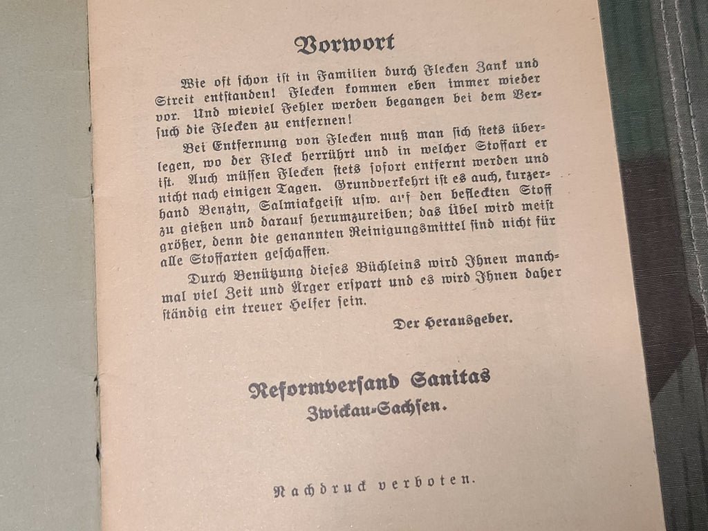 Hausfrau Ratgeber Stain Removal Tips Booklet — image 3