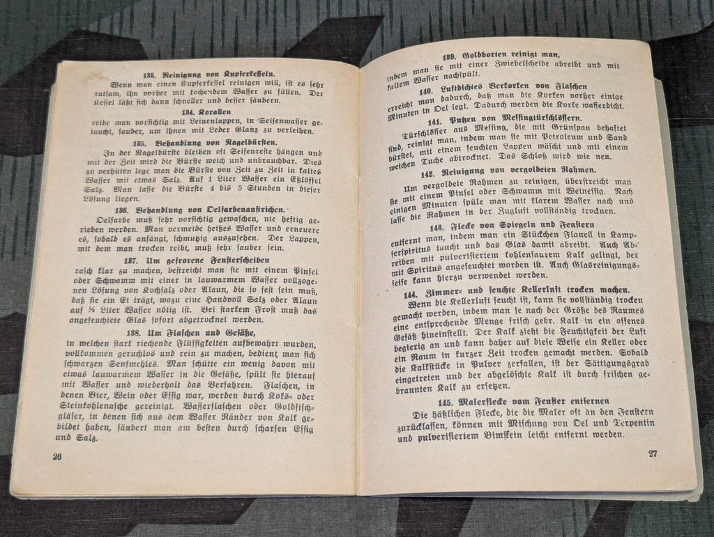 Hausfrau Ratgeber Stain Removal Tips Booklet — image 6