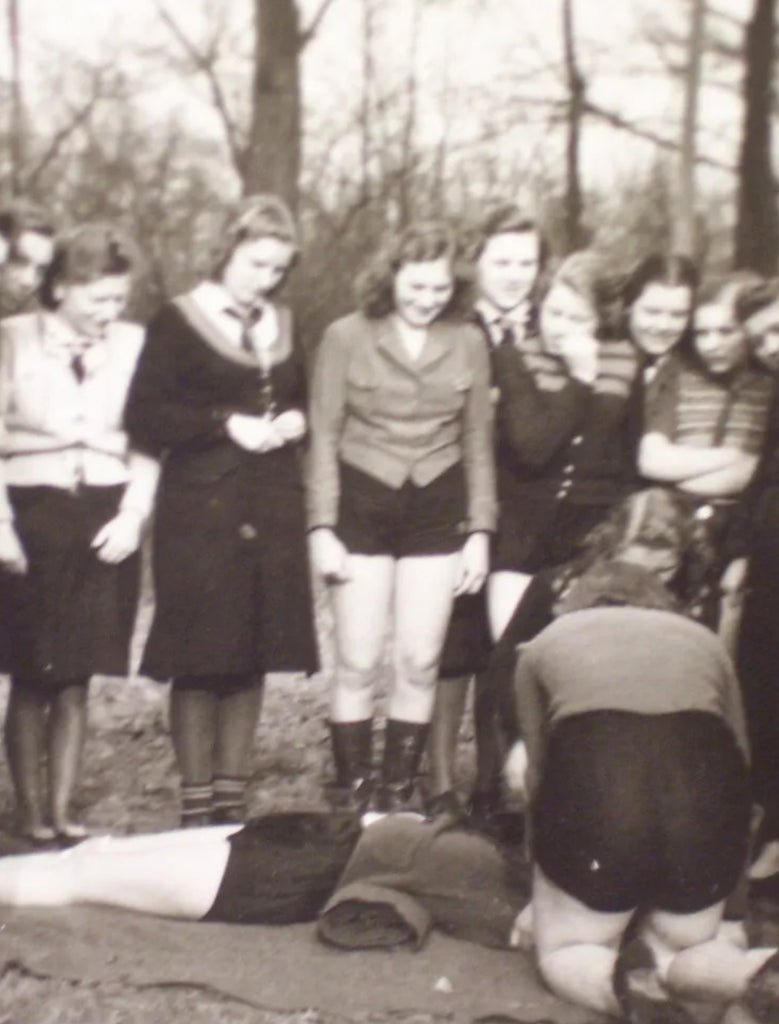 German Traditional Knit Sweater (BDM) — image 17