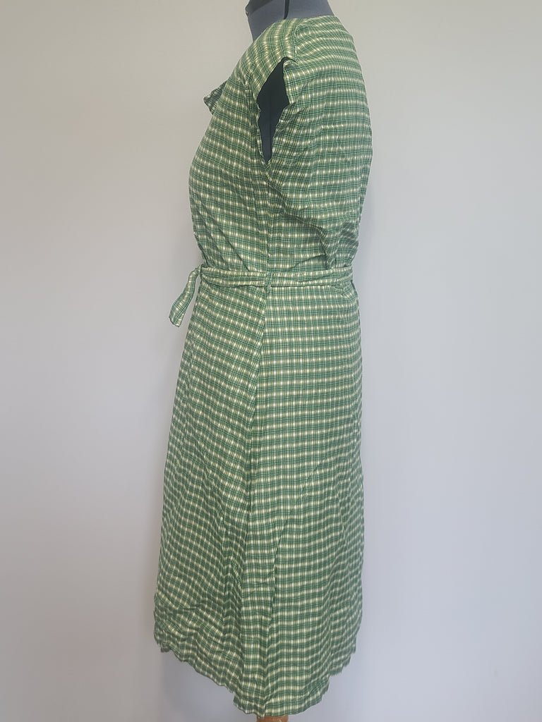 Green Plaid Print Dress(B-43' W-38' H-45') — image 2