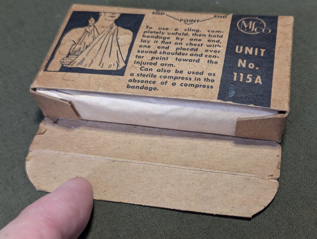 U.S. Triangular Bandage No. 115A — image 4