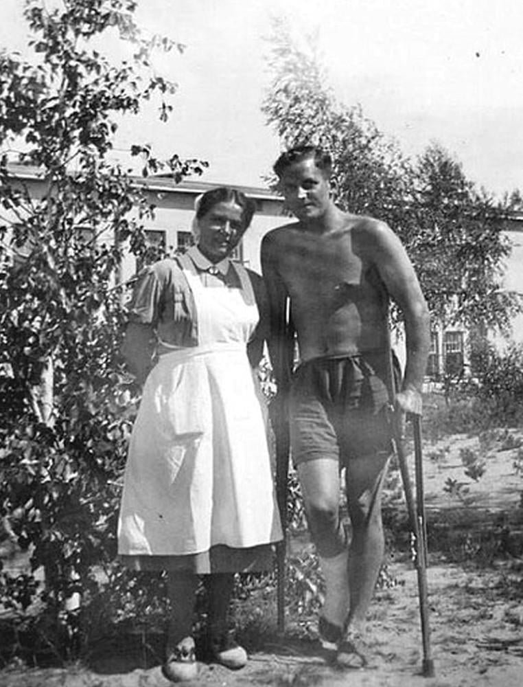 Deutsches Rotes Kreuz DRK Nurse Apron — image 18