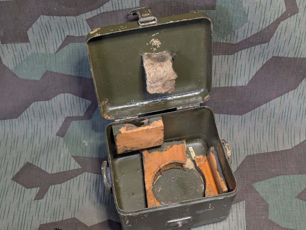 8cm R.A.35 Mortar Sight in Box — image 11