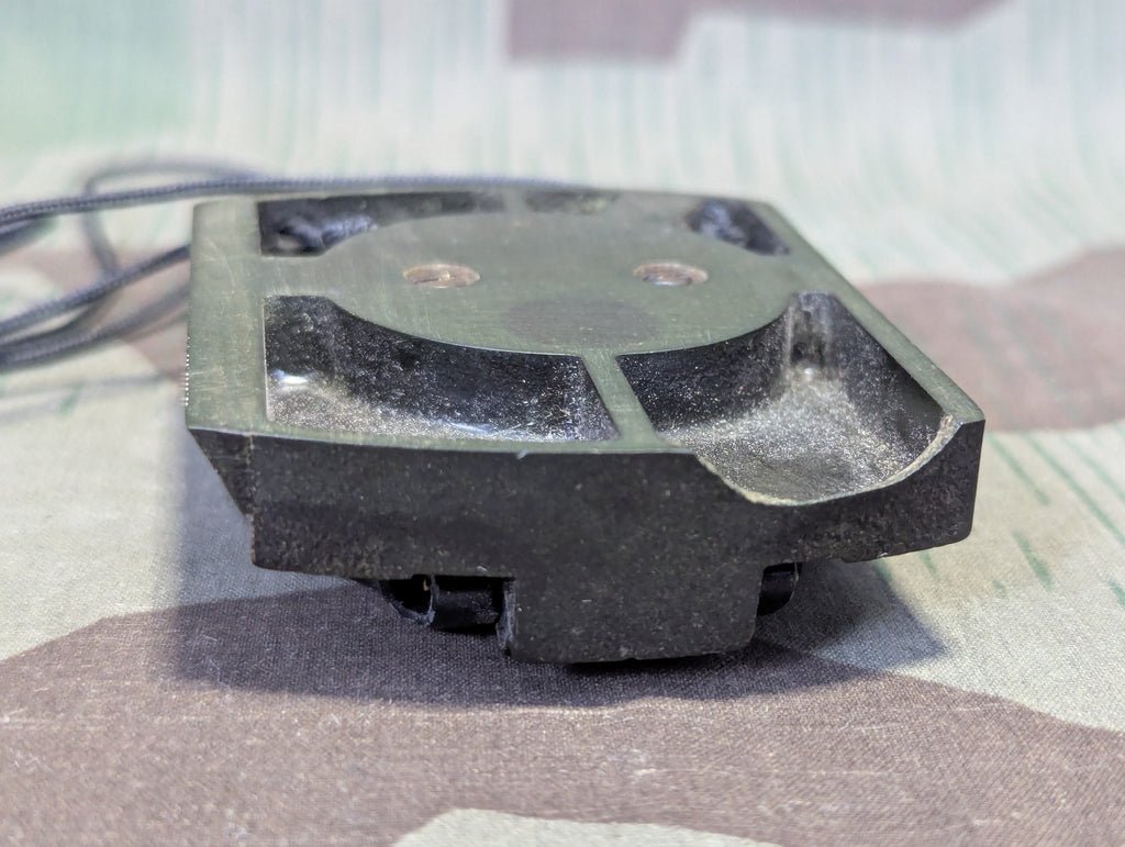 Wehrmacht Green Bakelite Compass — image 3