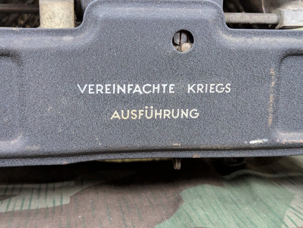 Olivetti M40 Simplified Kriegsausführung Italian German Typewriter (Needs Work) — image 15