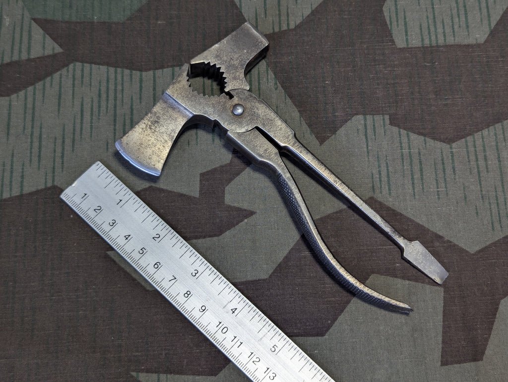 Communications Pioneer Universalwerkzeug Crown Cutlery Germany — image 2