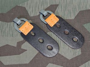 Reproduction Tornister D Ring Hooks Pair