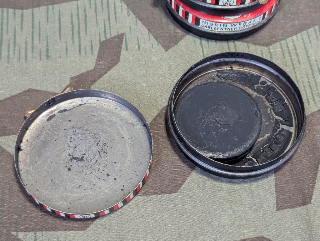Nigrin Extra Black Shoe Polish Tin — image 4