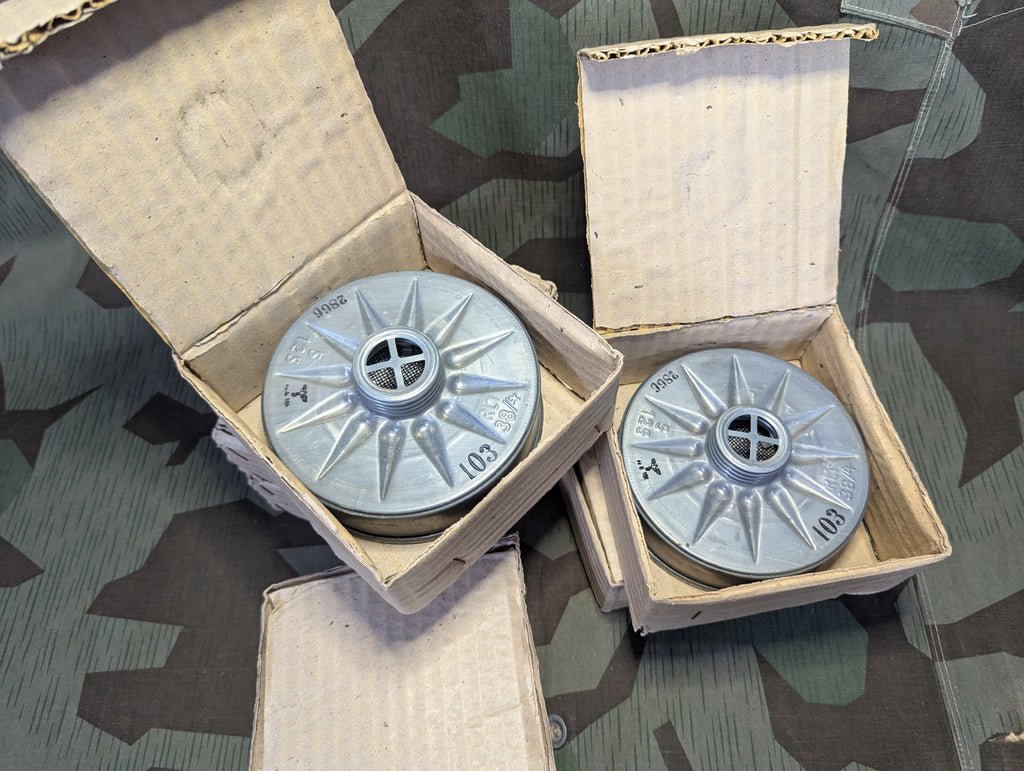 Deadstock Volksgasmaske Filter in Box — image 2