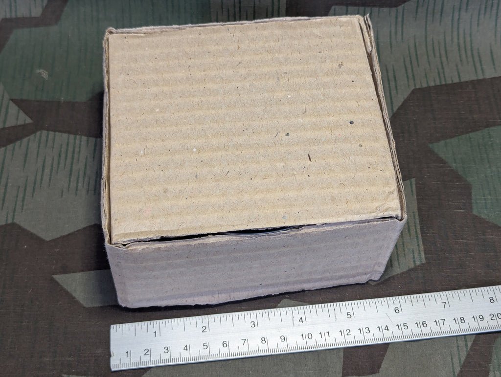 Deadstock Volksgasmaske Filter in Box — image 5