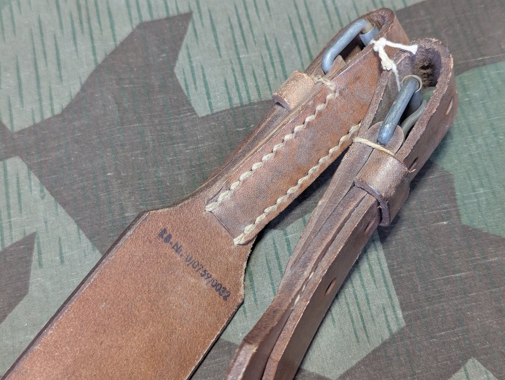 Unissued Essenträger Leather Strap Set — image 4