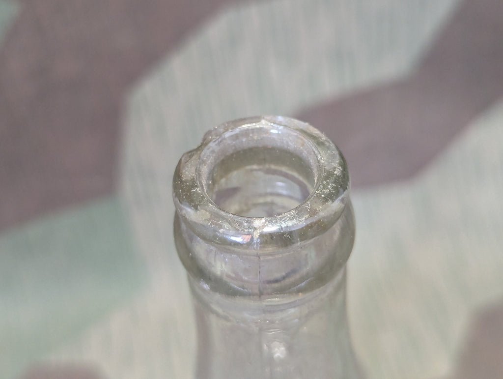 Original WWII Afri-cola 0,25L Glass Soda Bottle — image 6