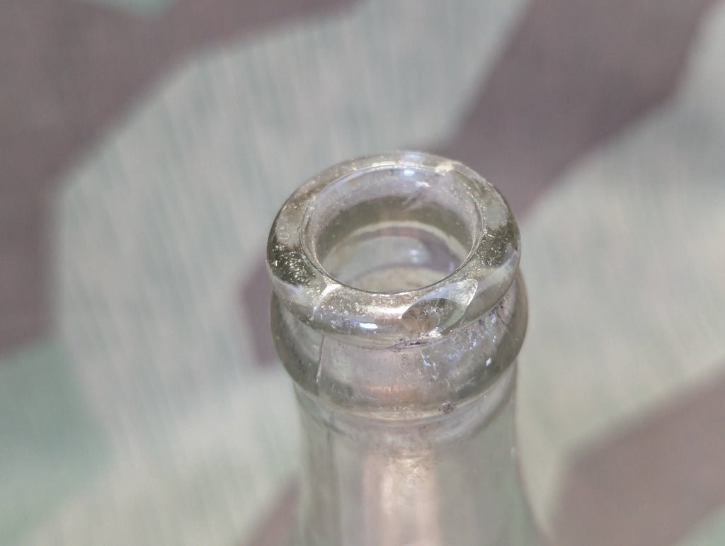 Original WWII Afri-cola 0,25L Glass Soda Bottle — image 7