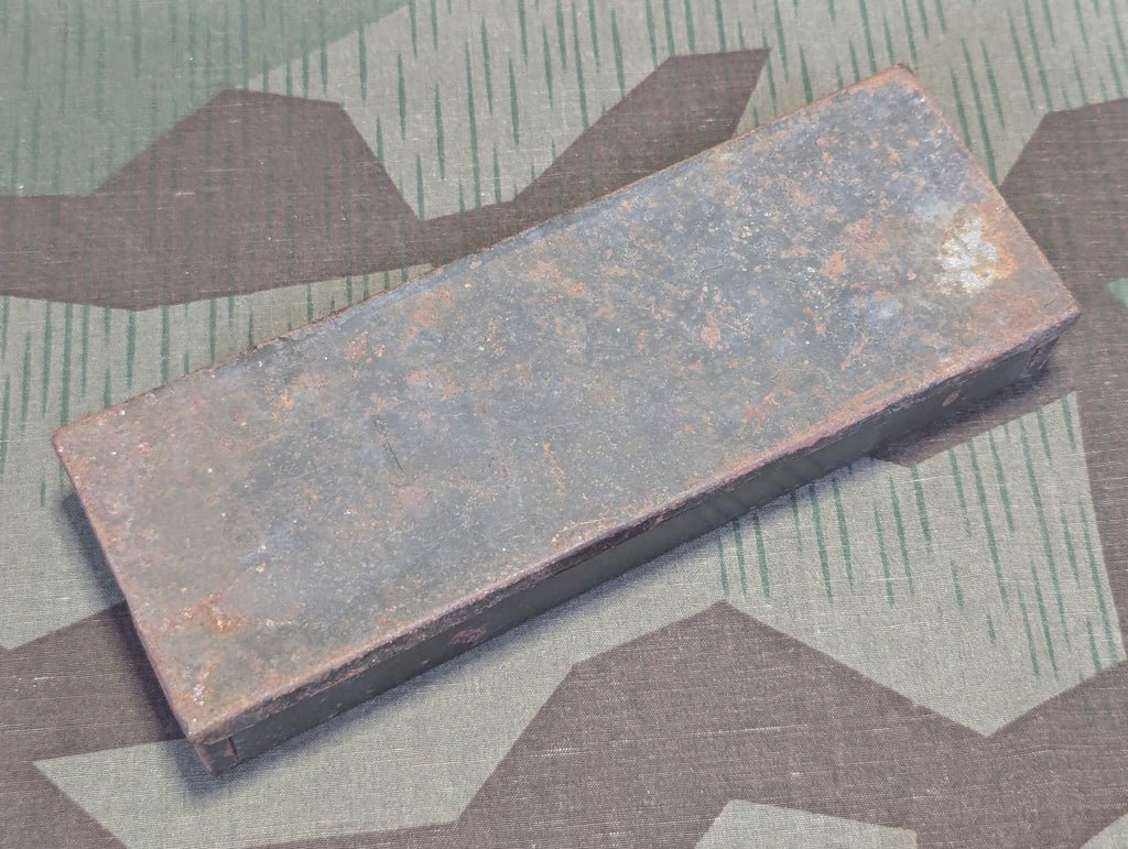 MG34 Spare Parts Tin — image 2