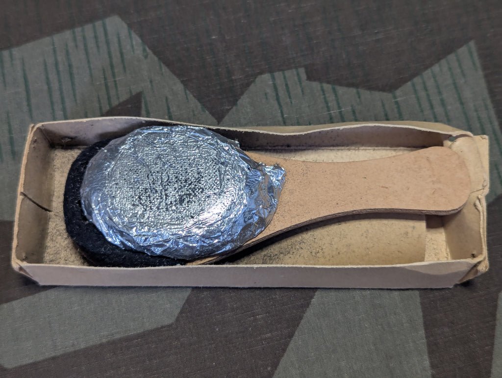 Eg Gü Shoe Puderkissen — image 4