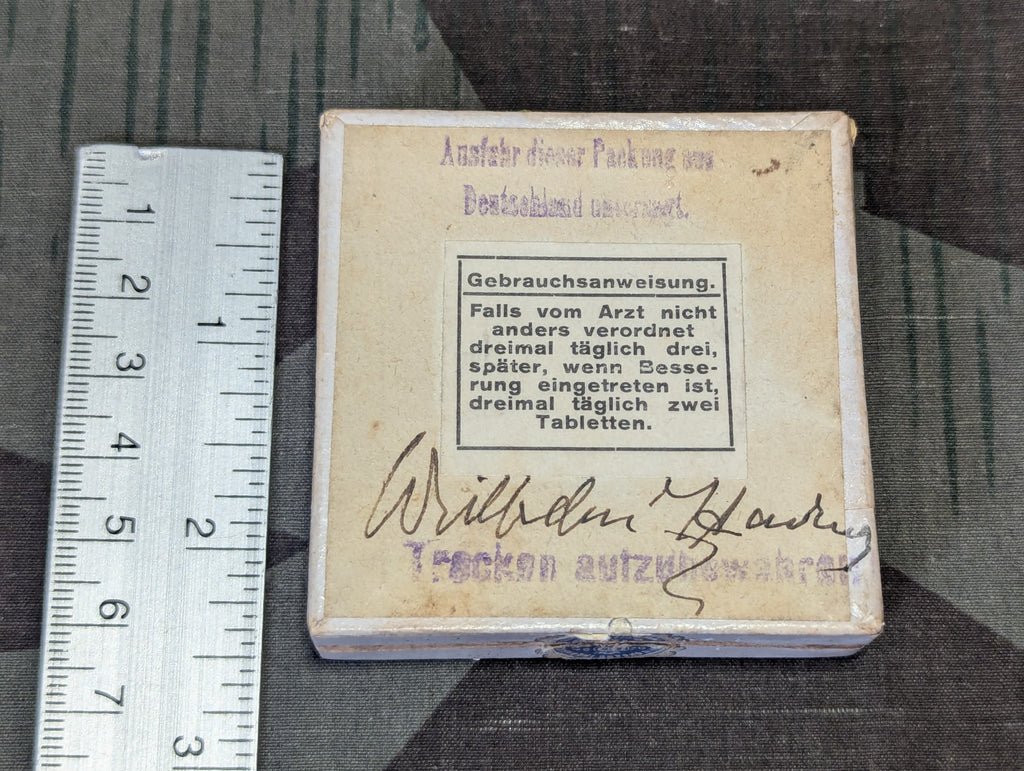 Dried Edelweiss Flowers in Ovarin Women's Supplement Box — image 3