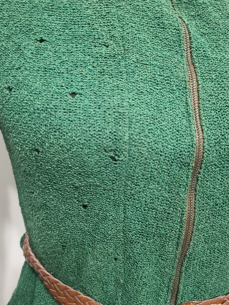 Green Knit Top and Skirt Set(B-36' W-26' H-36') — image 18