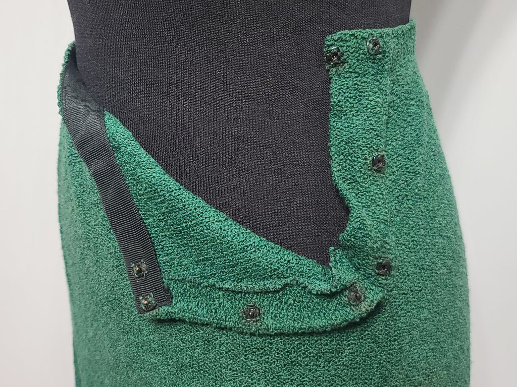 Green Knit Top and Skirt Set(B-36' W-26' H-36') — image 29