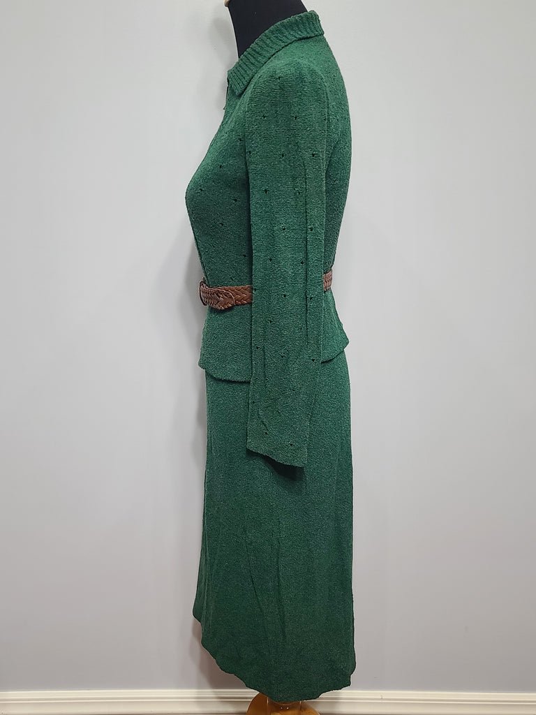 Green Knit Top and Skirt Set(B-36' W-26' H-36') — image 3