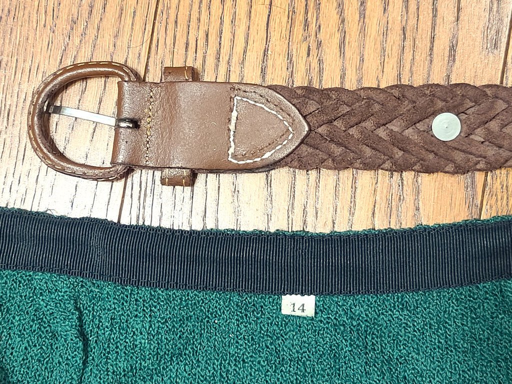 Green Knit Top and Skirt Set(B-36' W-26' H-36') — image 31