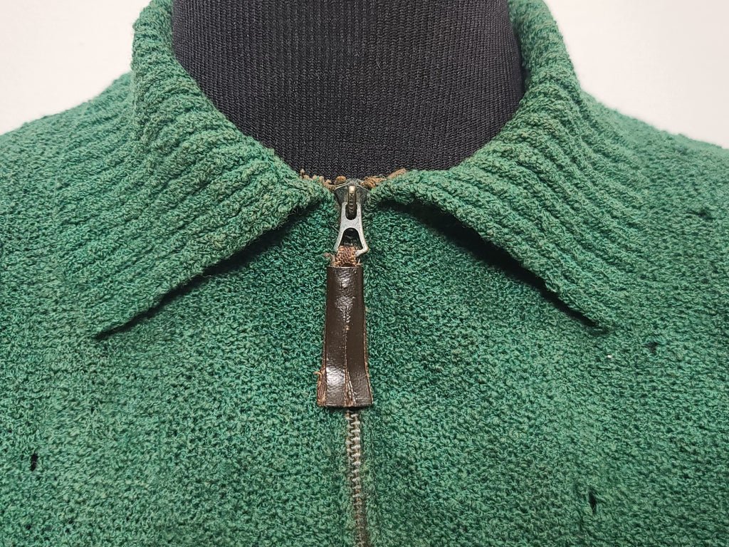 Green Knit Top and Skirt Set(B-36' W-26' H-36') — image 6