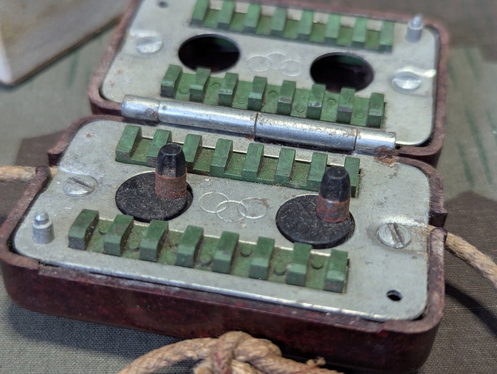 Sieger Razor Sharpener Bakelite in Box Repaired String — image 3