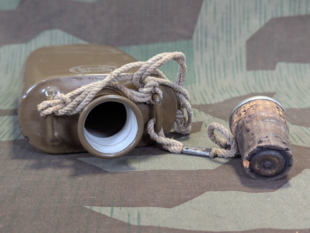 Sfinx 1934 Czech Canteen / Wehrmacht — image 6