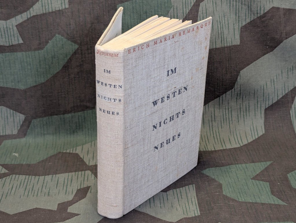 1929 Book Im Westen Nichts Neues — image 3