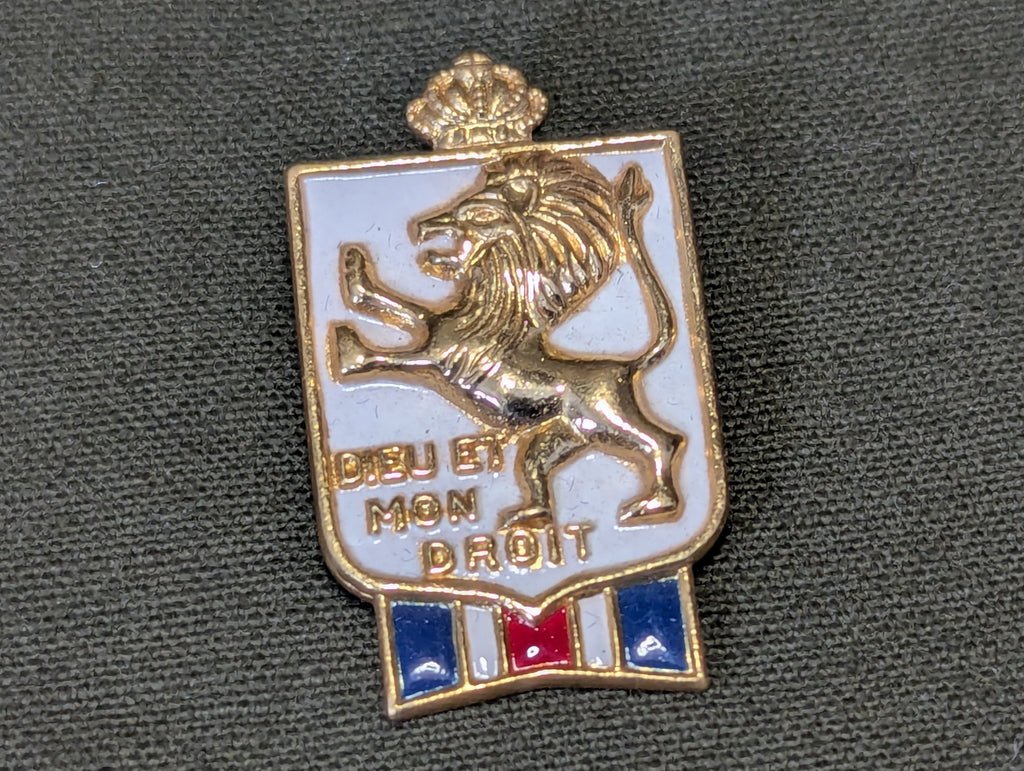 British War Relief Society Pin 'Dieu et mon Droit' — image 4