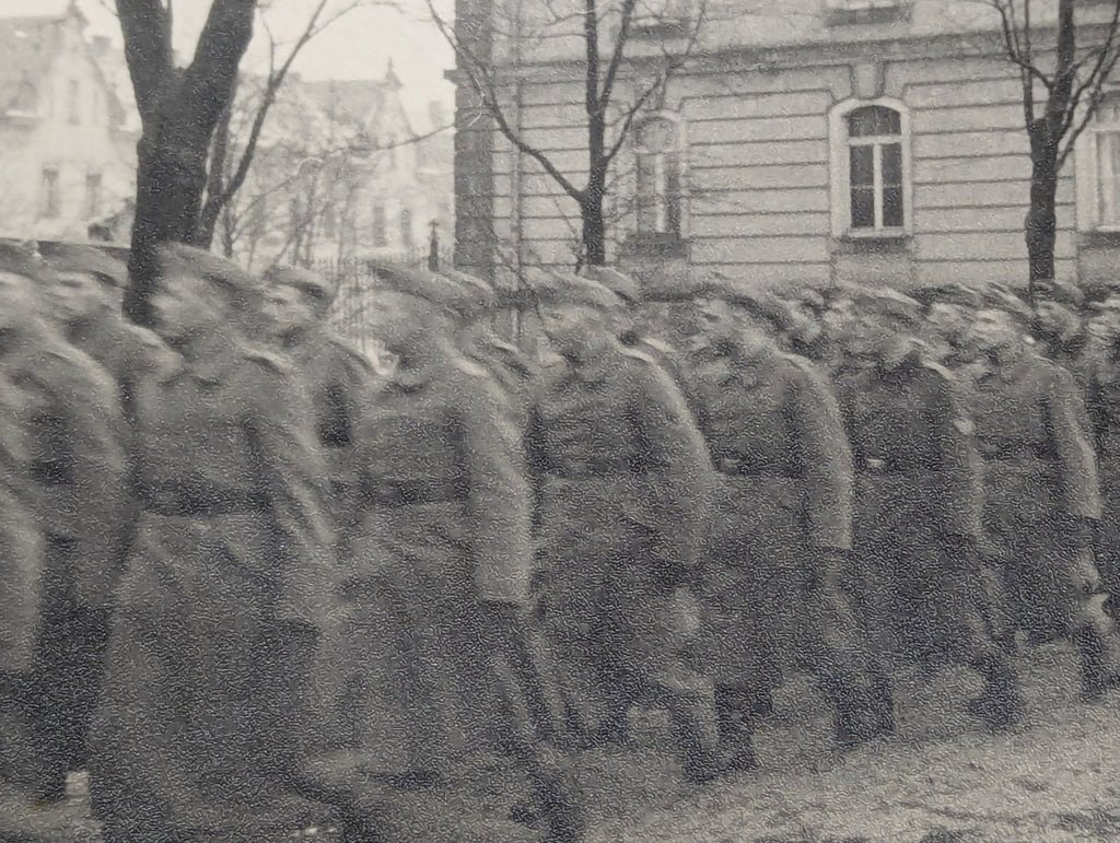 Lot of 4 Wehrmacht Picture Post Cards — image 2