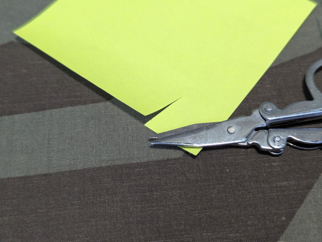 Folding Scissors — image 3