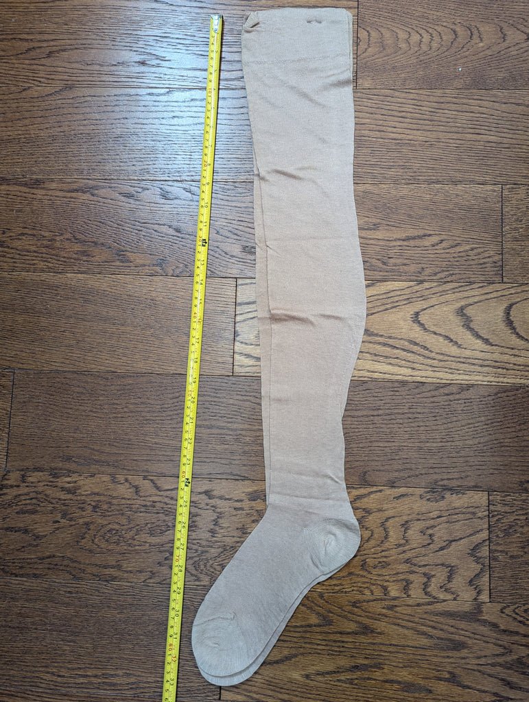 Canadian W.T.P.B. (Wartime Prices and Trade Board) Stockings Size 10.5 — image 4