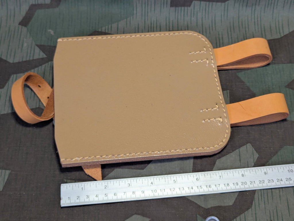 Reproduction Tan Preßstoff Straight Shovel Carrier — image 3
