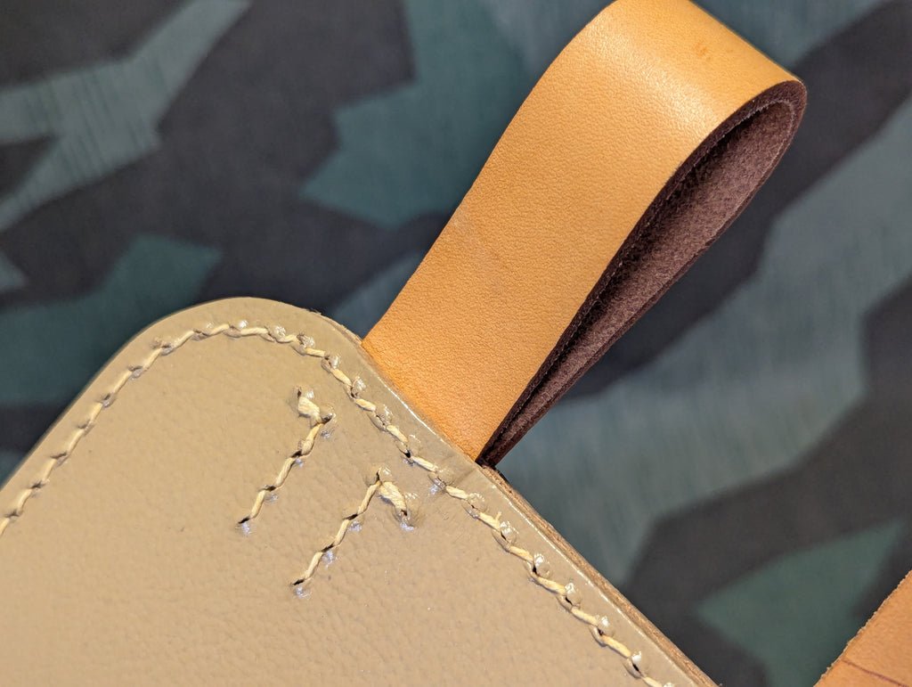 Reproduction Tan Preßstoff Straight Shovel Carrier — image 4