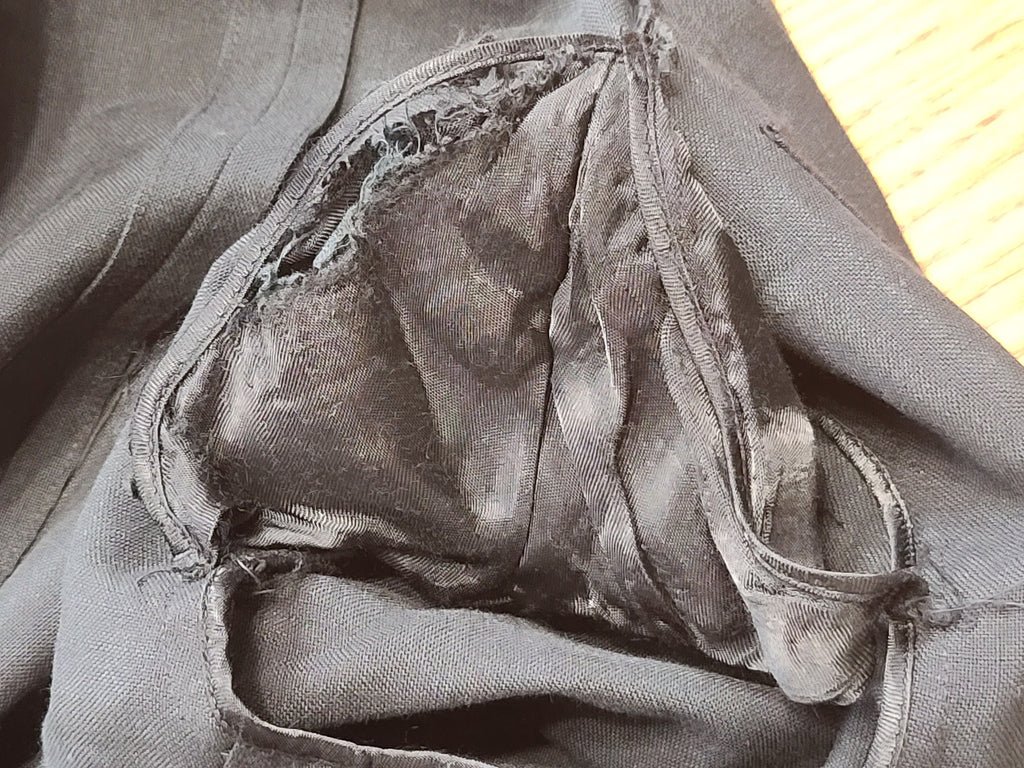 NNC Navy Nurse Jacket Palm Beach Material (37' Bust) — image 15