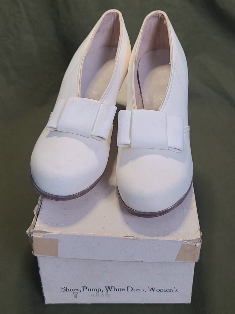 White Marine Corps Bow Pump Shoes in Box — image 2