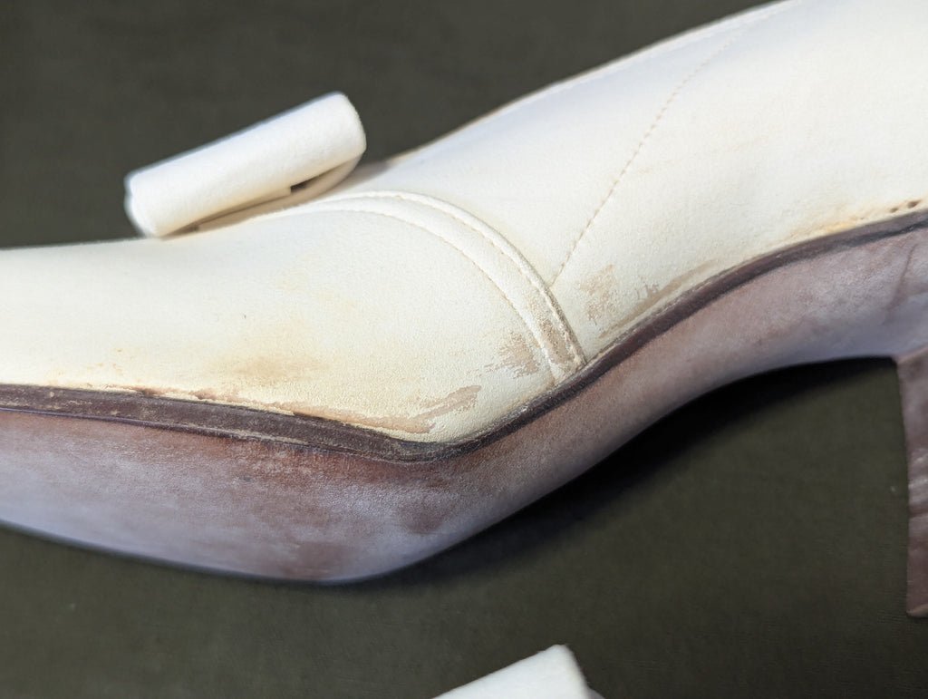 White Marine Corps Bow Pump Shoes in Box — image 20