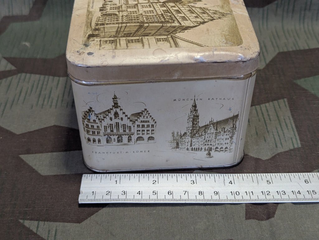 Pre-War German Bahlsen Cookie Tin — image 4
