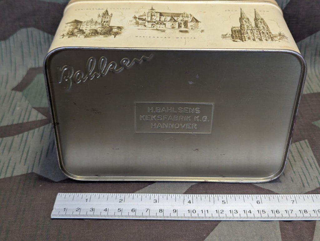 Pre-War German Bahlsen Cookie Tin — image 7