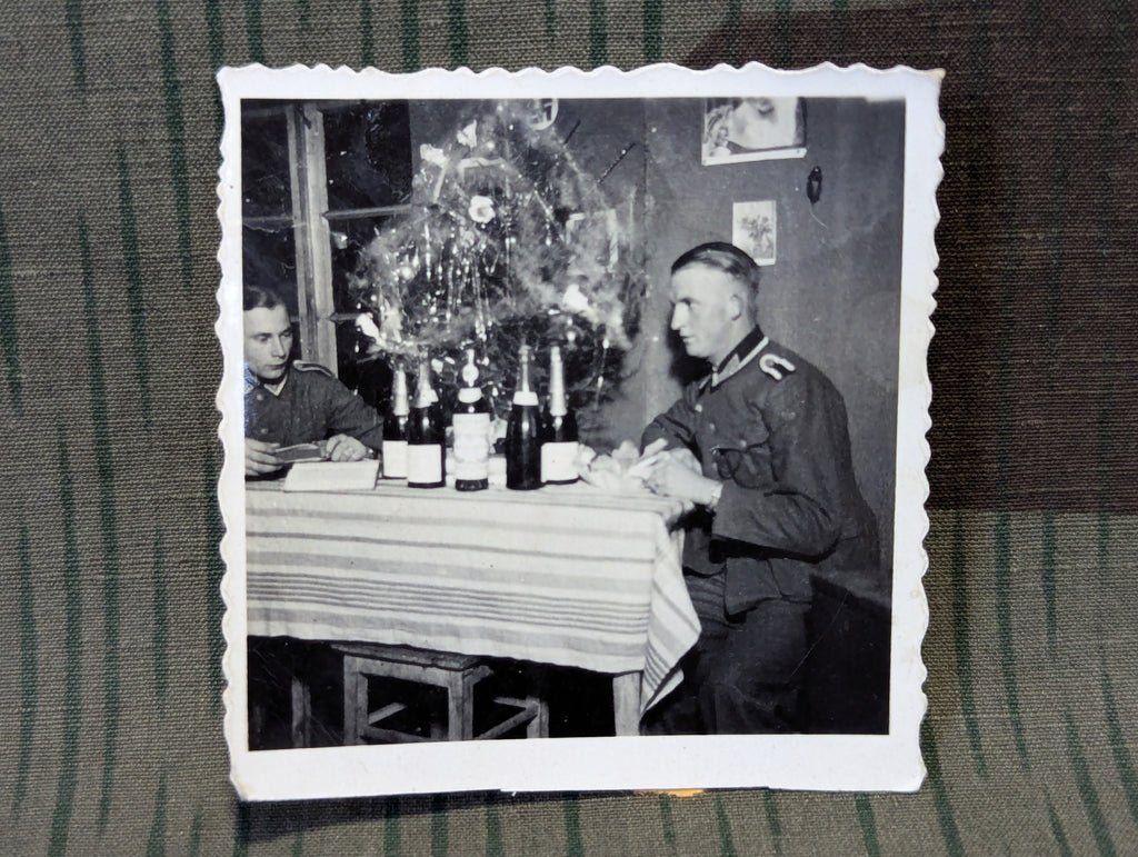 Lot of 4 German Christmas Pictures WWII and WWI — image 4