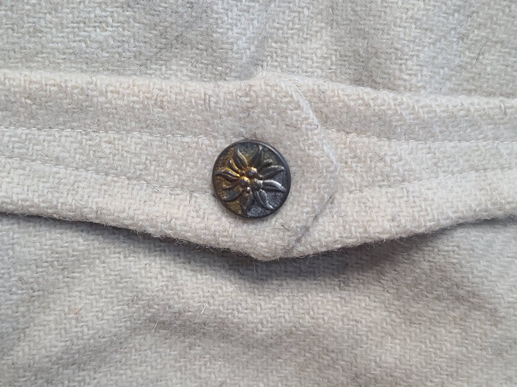 Off-White Trachten Jacket Edelweiss Buttons (40' Chest) — image 17