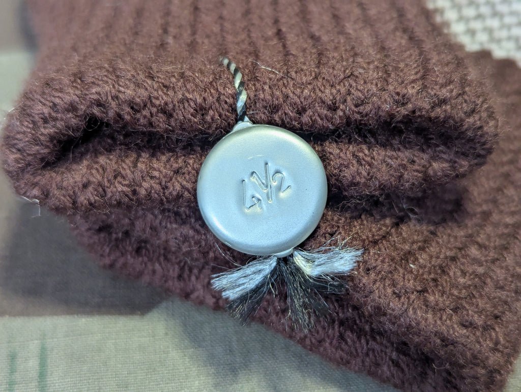 German Brown Patterned Mittens (Small) — image 2