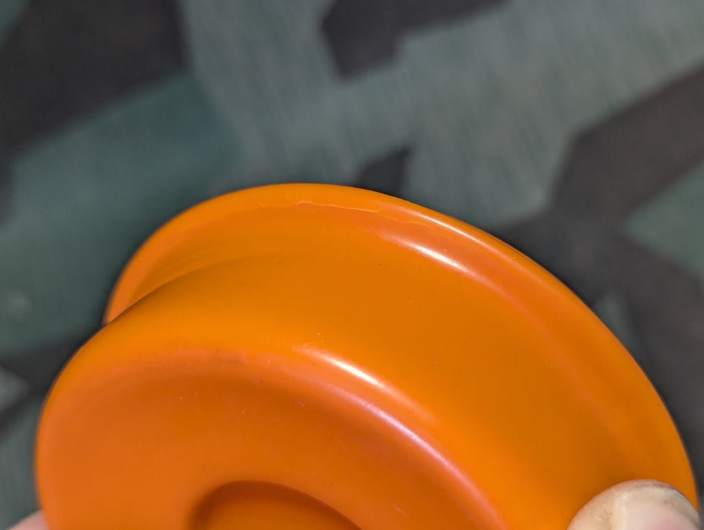 Original Orange Salt Shaker Dish Salzstreuer — image 12