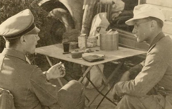 Original Orange Salt Shaker Dish Salzstreuer — image 2