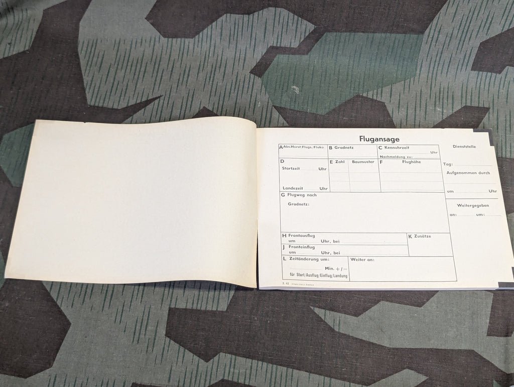 Original Blank Form Booklet for Luftwaffe Flight Records 1942 — image 4