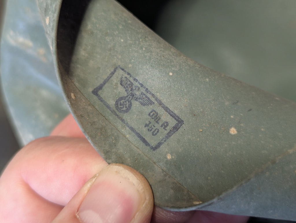 VM37 Volksgasmaske Luftschutz Gas Mask w/ Box — image 14