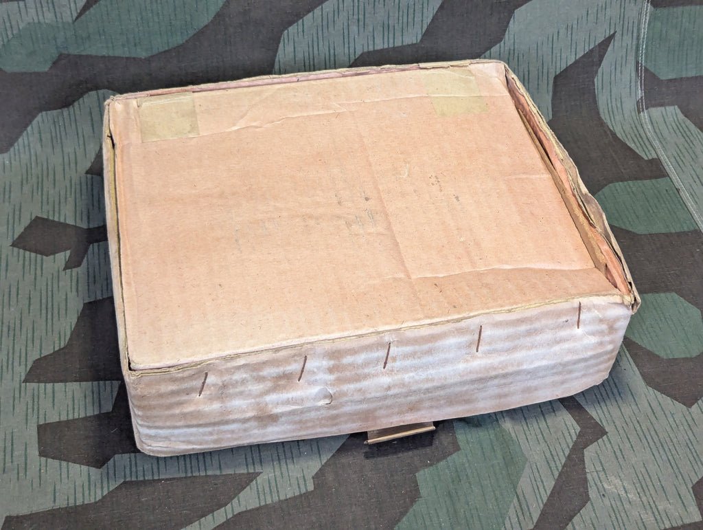 VM37 Volksgasmaske Luftschutz Gas Mask w/ Box — image 18