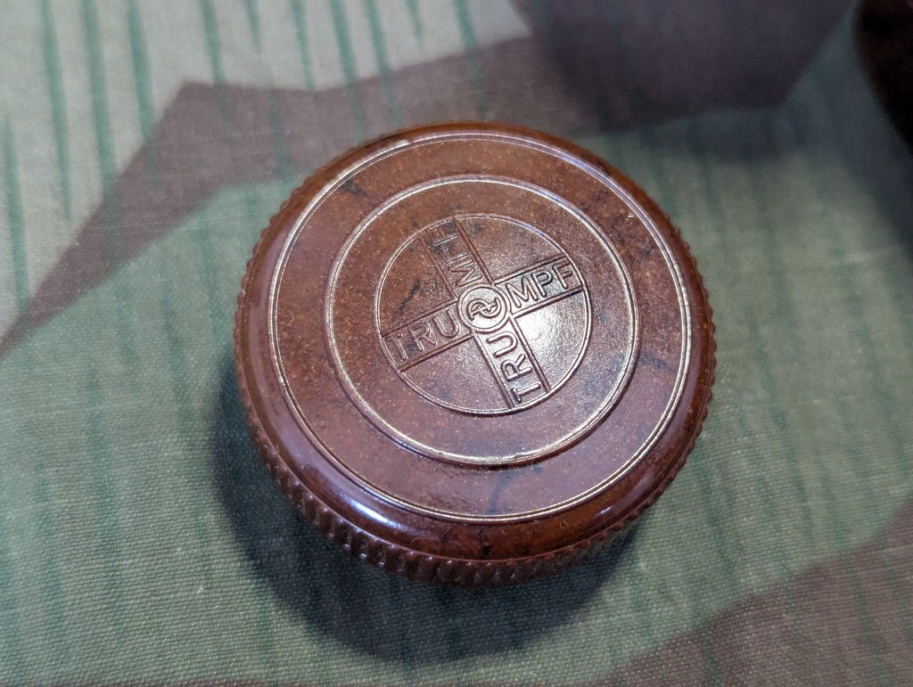 Nice Hygiene Kit Bakelite Components — image 4