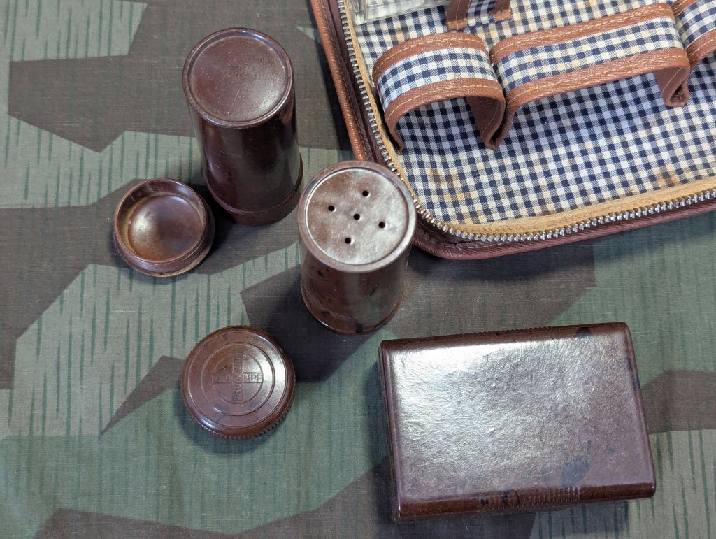 Nice Hygiene Kit Bakelite Components — image 5