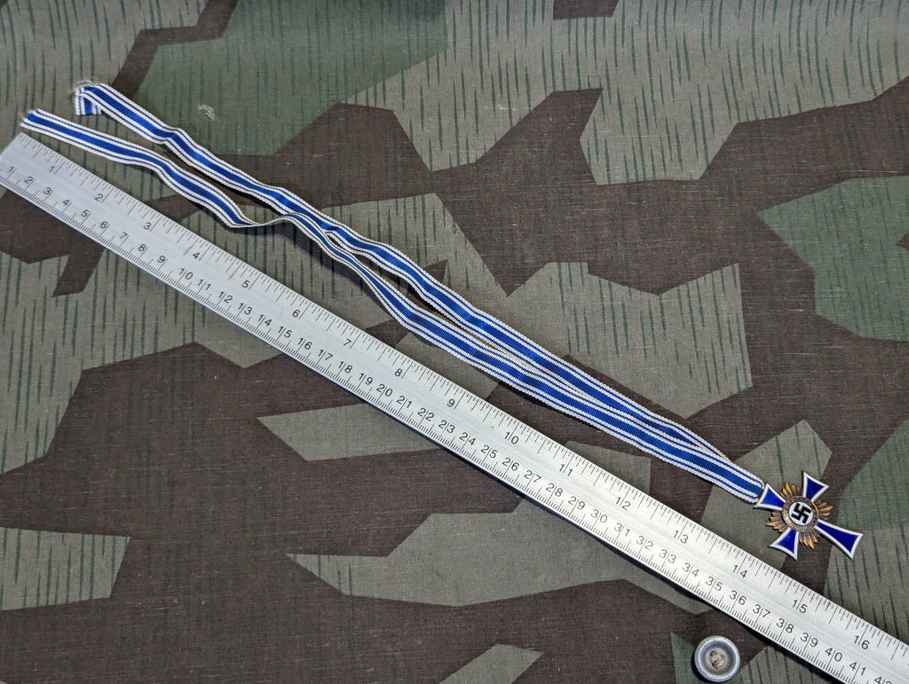 Mother's Cross in Bronze with Original Ribbon — image 5